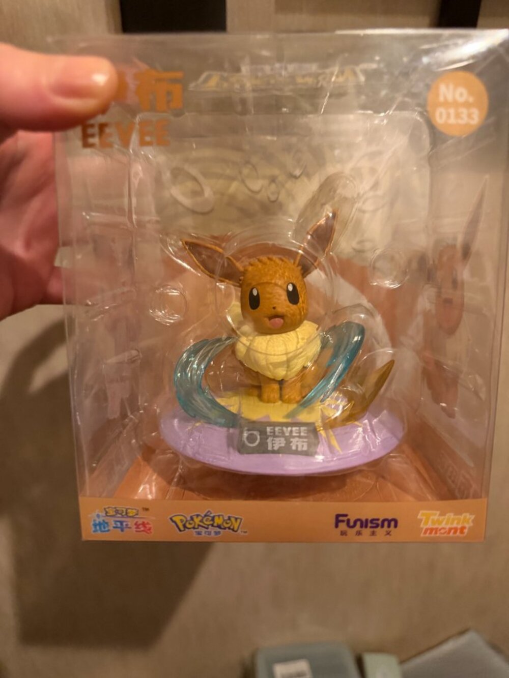 eevee figure new in box